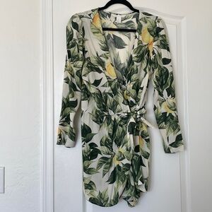 H&M lemon print long sleeve romper. Only worn once